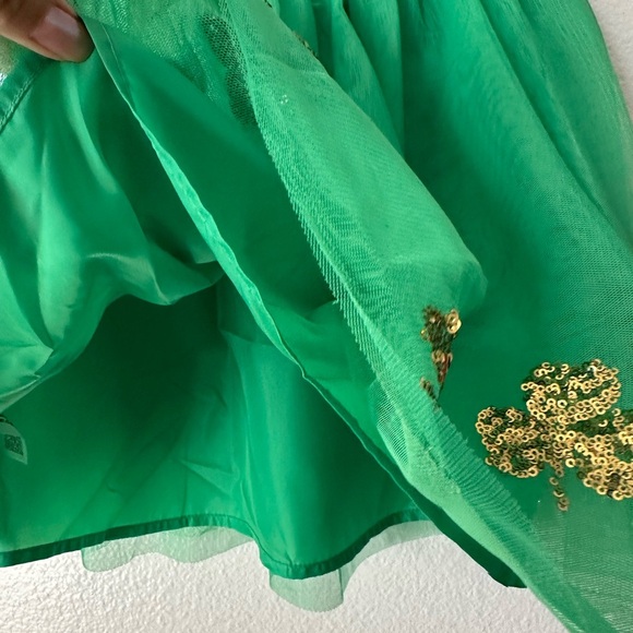 CAT&Jack Girl’s Green Tulle Skirt With Sequins Clover Leaf Large Brand New - Picture 4 of 4